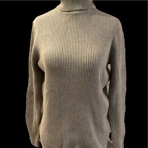 “LAUREN” RIBBED GREY LONG SLEEVED TURTLENECK.